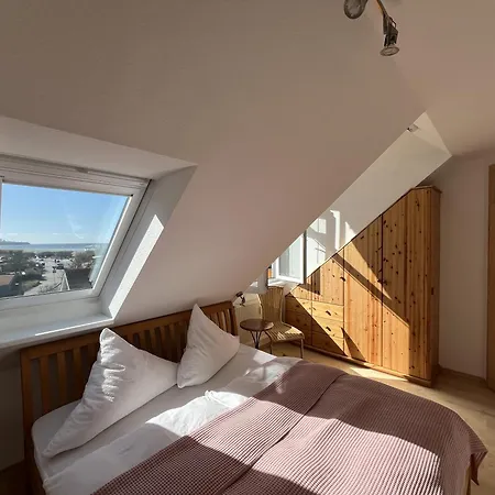 Meerblick Haff Und Ostsee Kueste